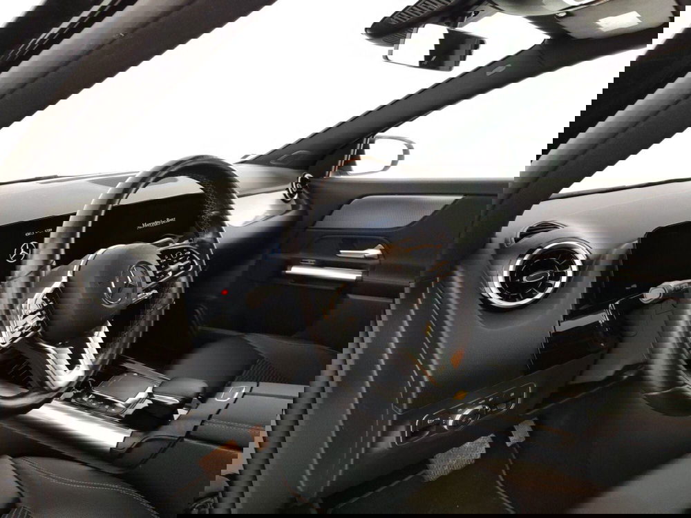 Mercedes-Benz GLA SUV usata a Massa-Carrara (8)