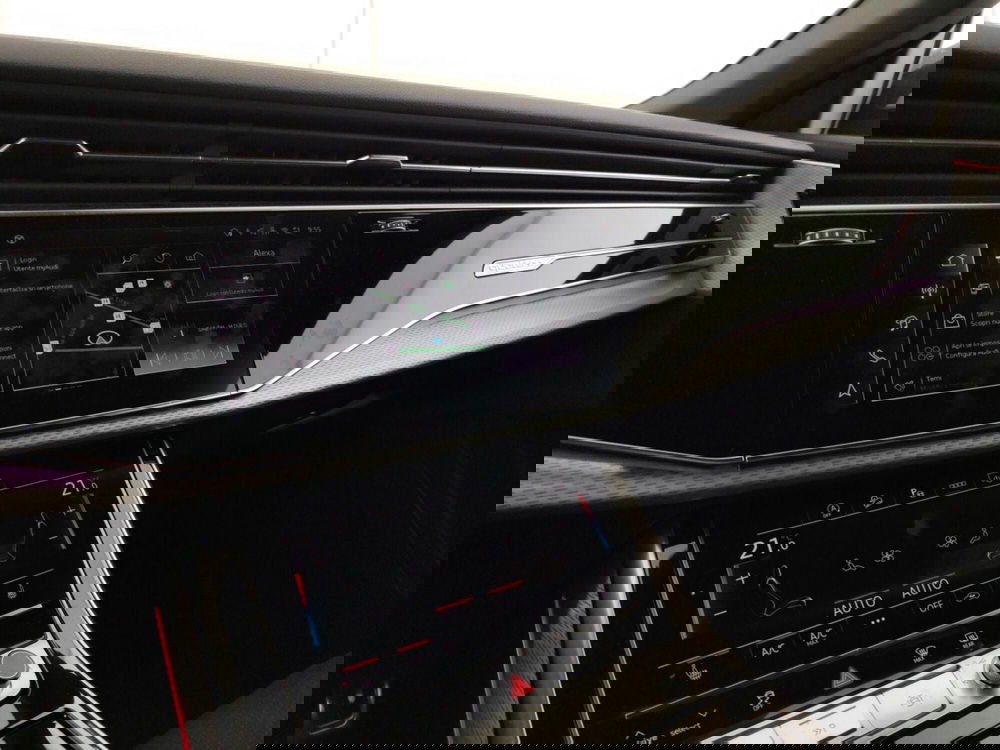 Audi Q8 Sportback usata a Massa-Carrara (13)