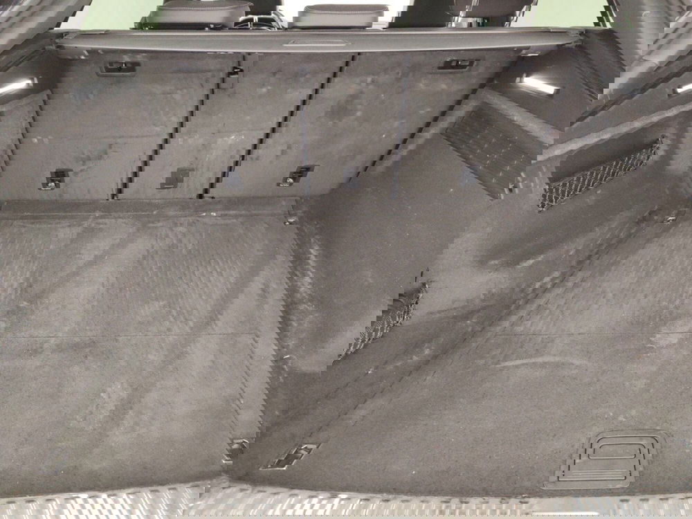 Audi Q8 Sportback usata a Massa-Carrara (17)