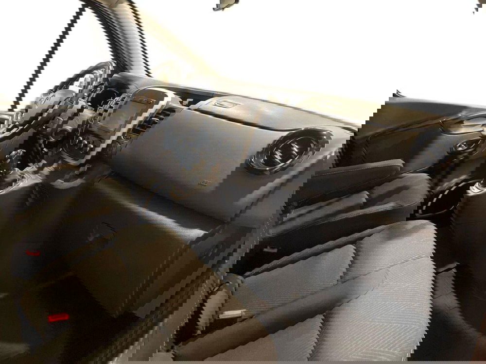 Renault Trafic Furgone usata a Salerno (15)