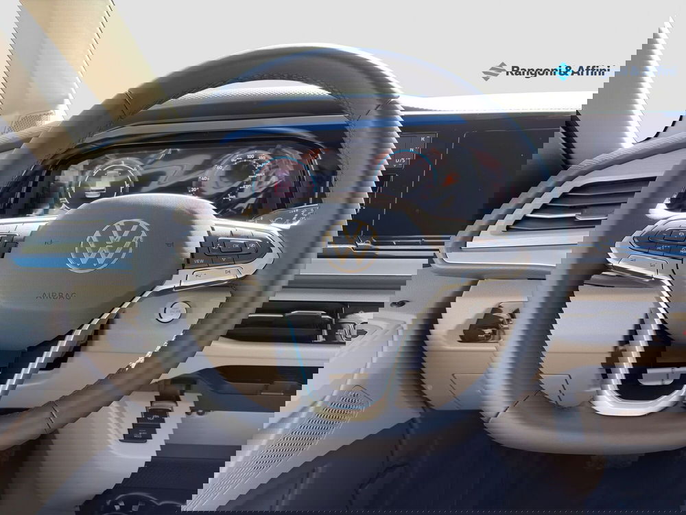 Volkswagen Multivan nuova a Brescia (10)