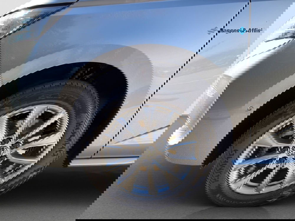 Volkswagen Multivan nuova a Brescia (18)