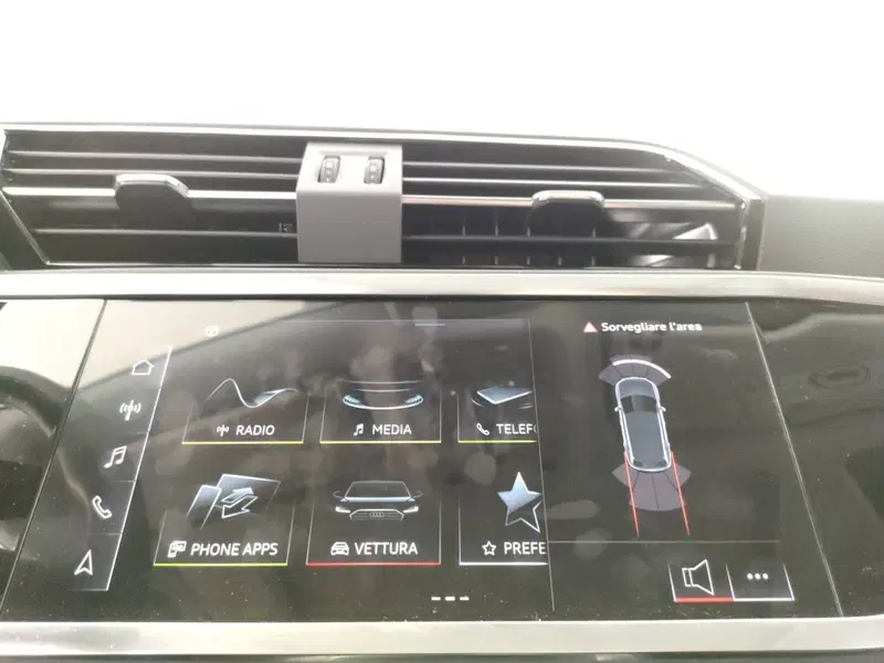Audi Q3 nuova a Napoli (14)