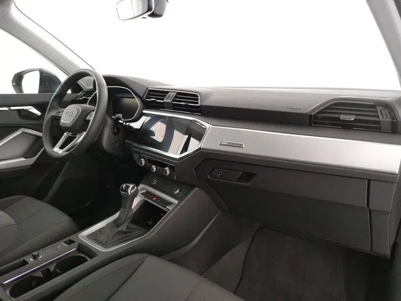 Audi Q3 nuova a Napoli (5)