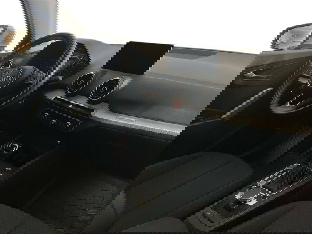 Audi Q2 usata a Napoli (10)