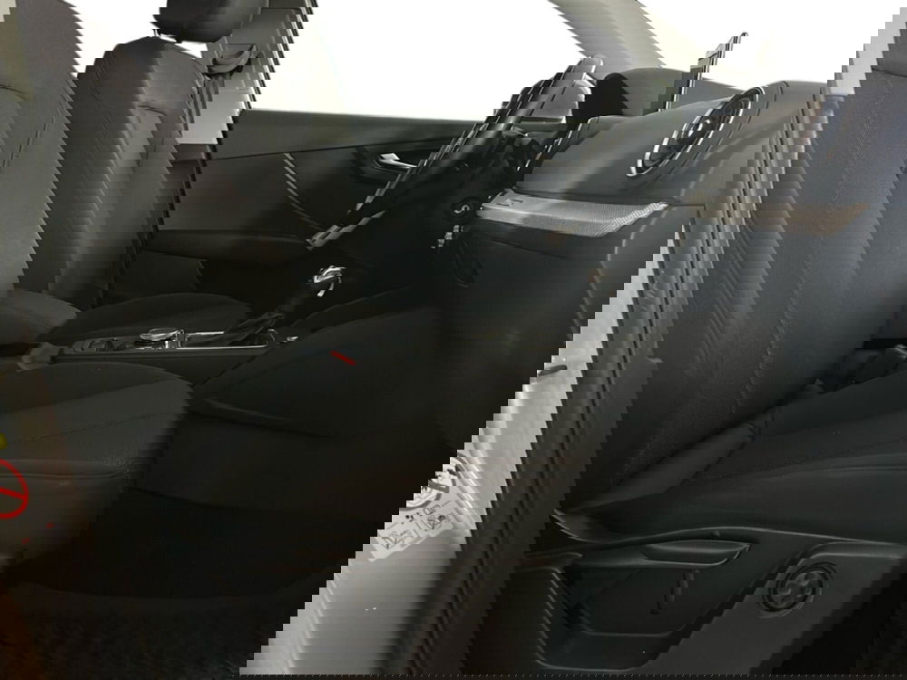 Audi Q2 usata a Napoli (7)