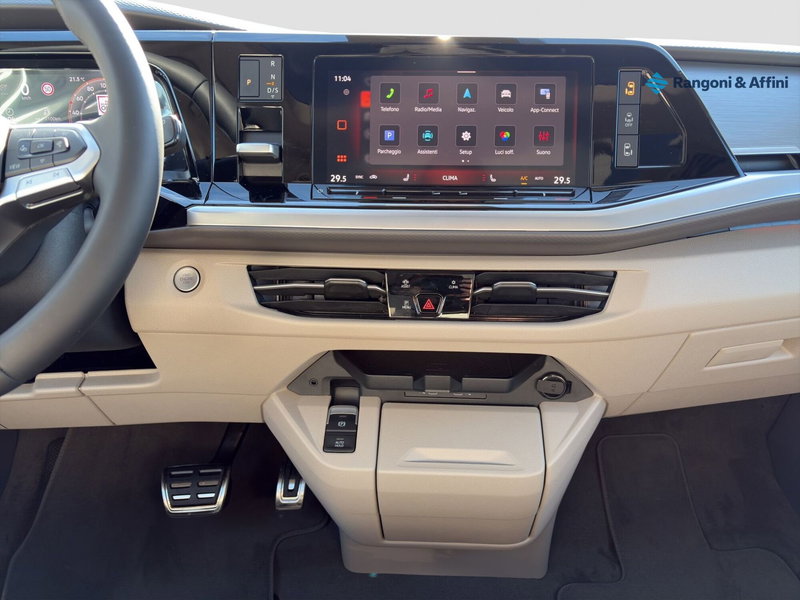 Volkswagen Multivan nuova a Brescia (14)