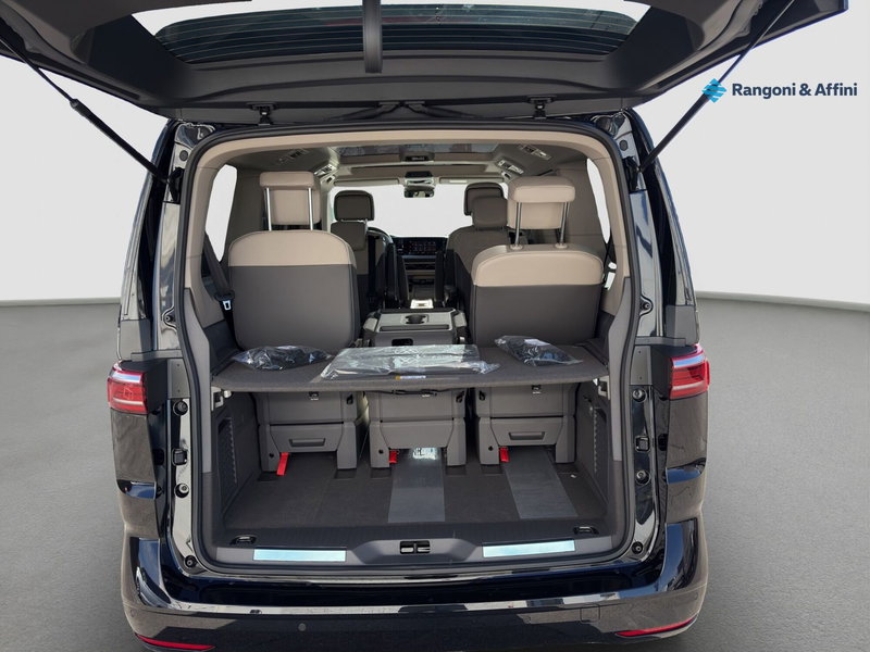 Volkswagen Multivan nuova a Brescia (17)