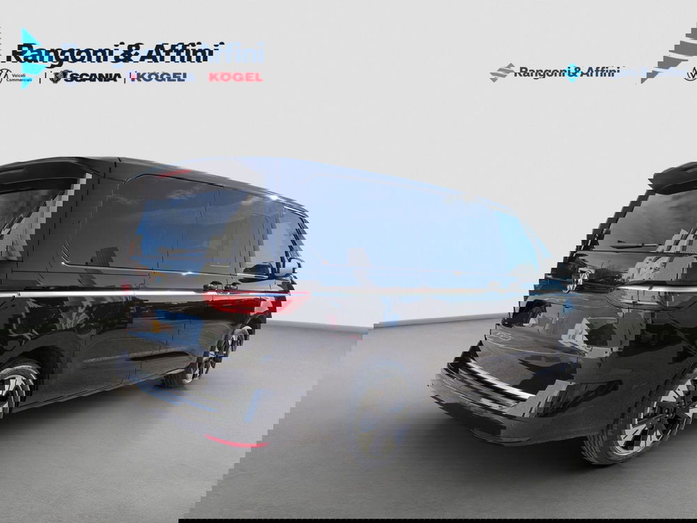 Volkswagen Multivan nuova a Brescia (3)