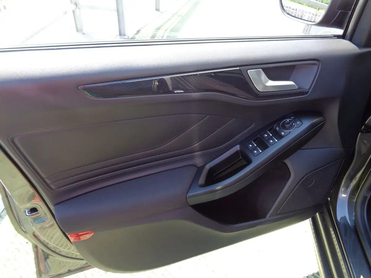 Ford Focus usata a Treviso (7)