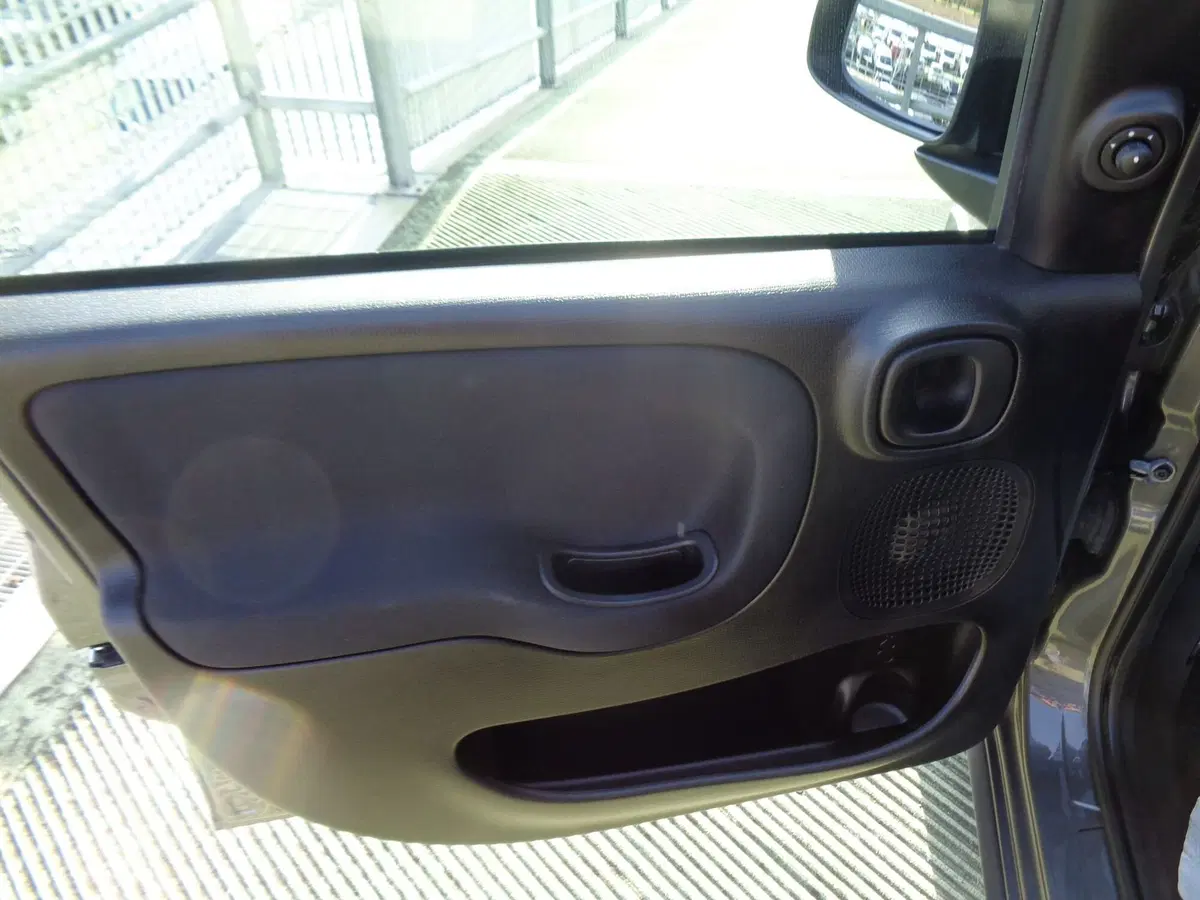 Fiat Panda Cross usata a Treviso (8)