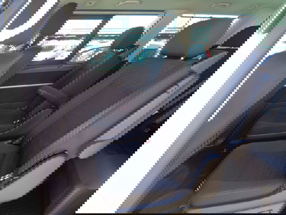 Volkswagen Multivan usata a Treviso (13)