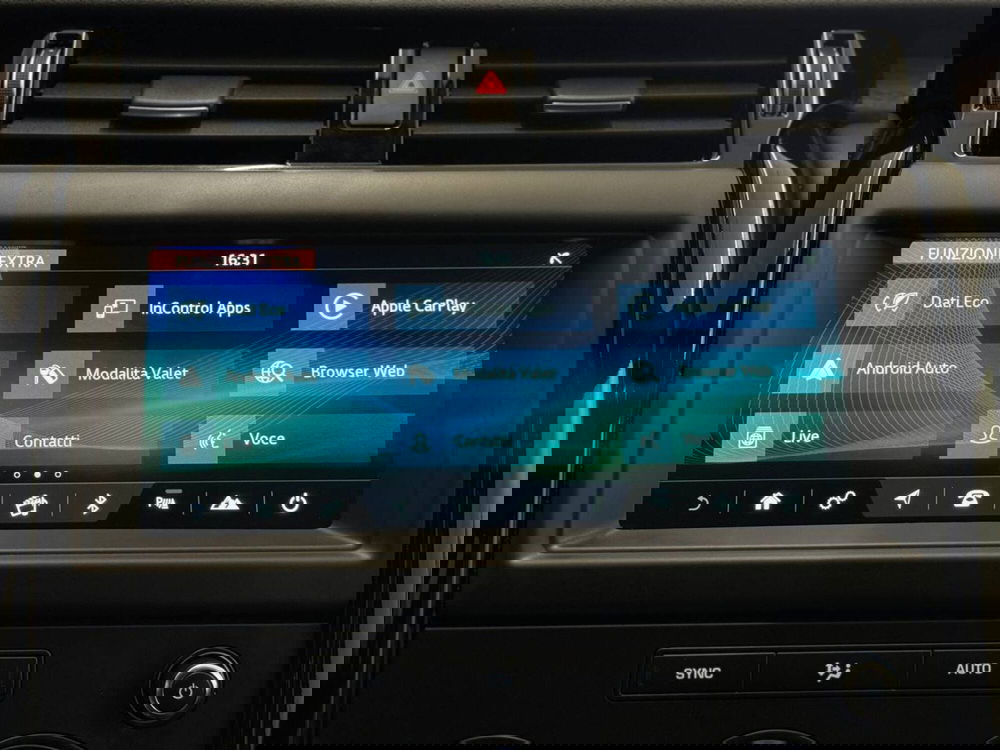 Land Rover Discovery Sport usata a Savona (11)