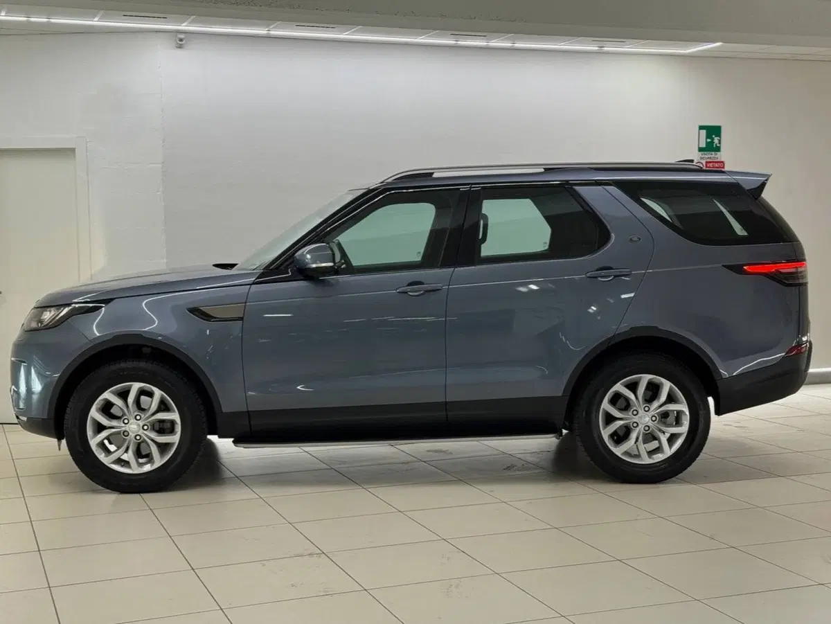 Land Rover Discovery Sport usata a Savona (5)