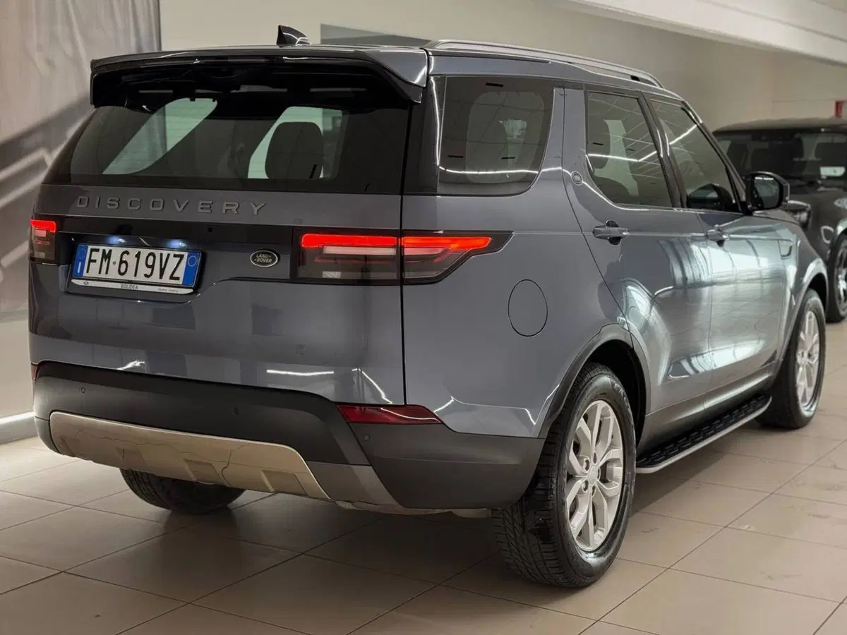 Land Rover Discovery Sport usata a Savona (7)