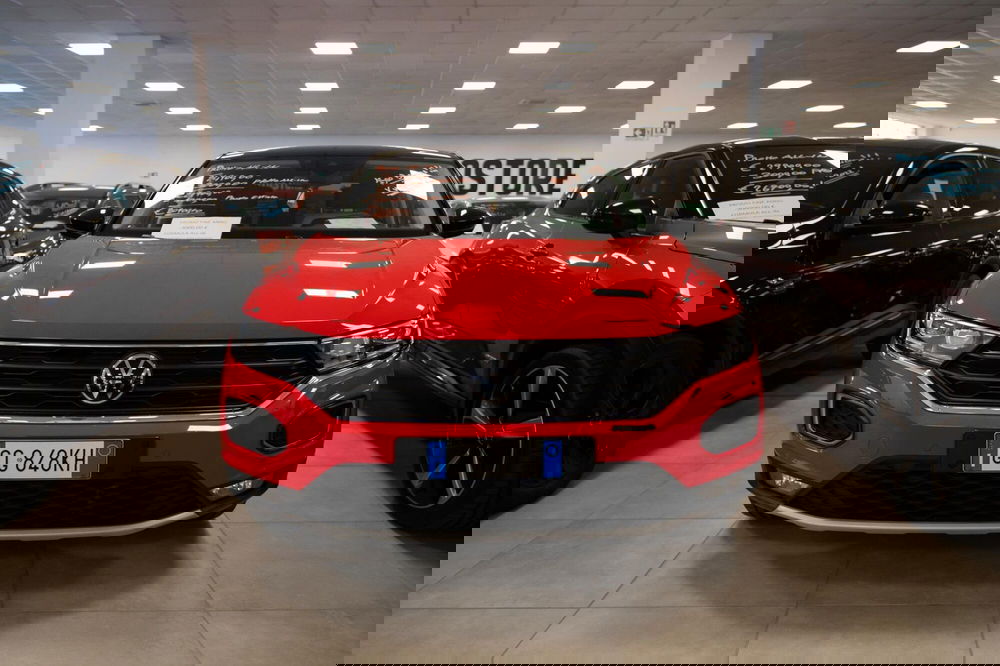 Volkswagen T-Roc usata a Torino (4)