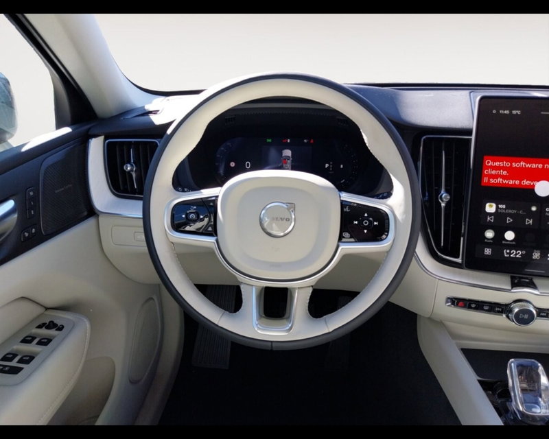 Volvo XC60 nuova a Bologna (12)