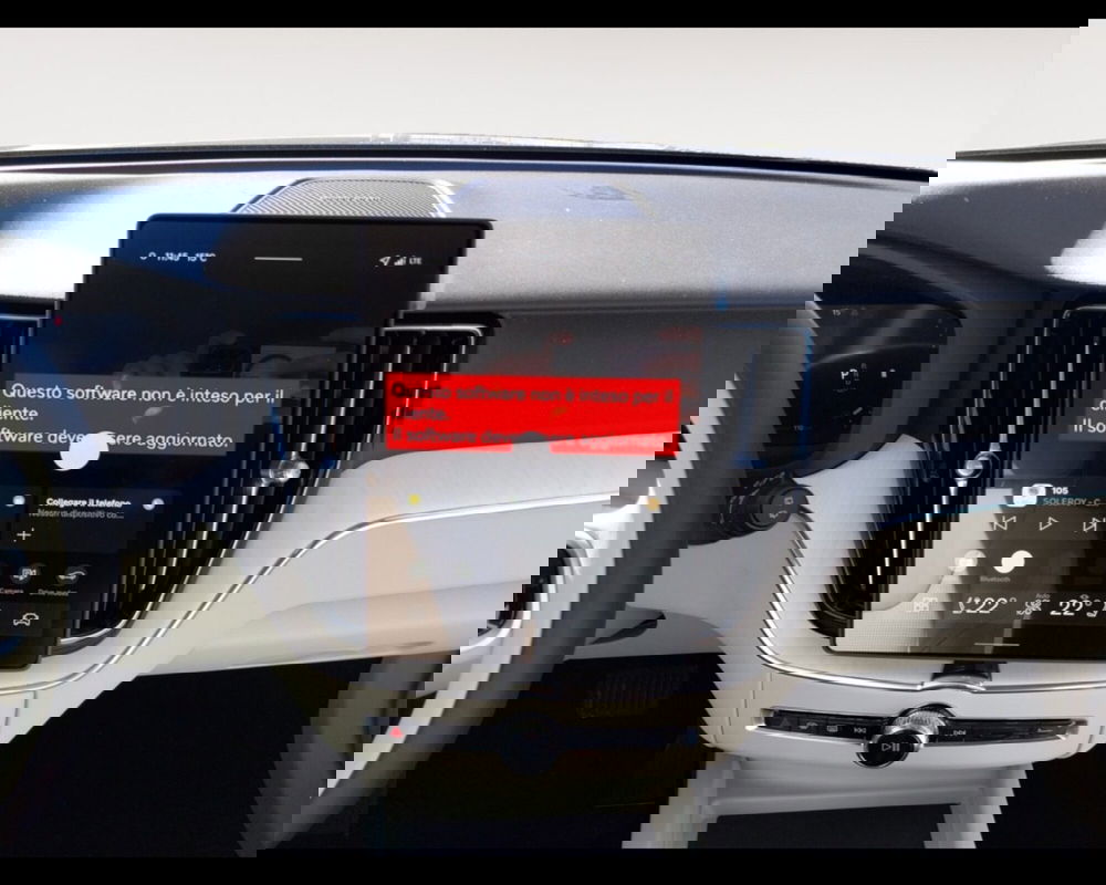 Volvo XC60 nuova a Bologna (13)