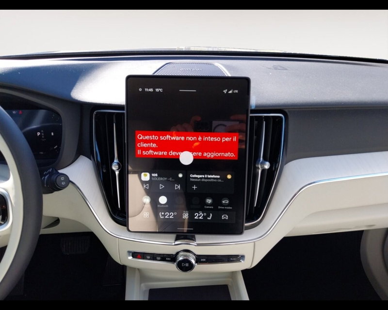 Volvo XC60 nuova a Bologna (13)