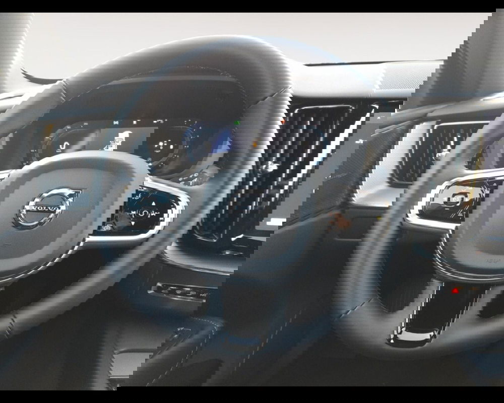 Volvo XC60 usata a Ravenna (12)