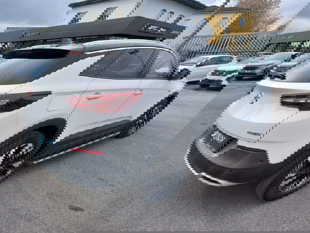 Opel Grandland X usata a Lucca (6)