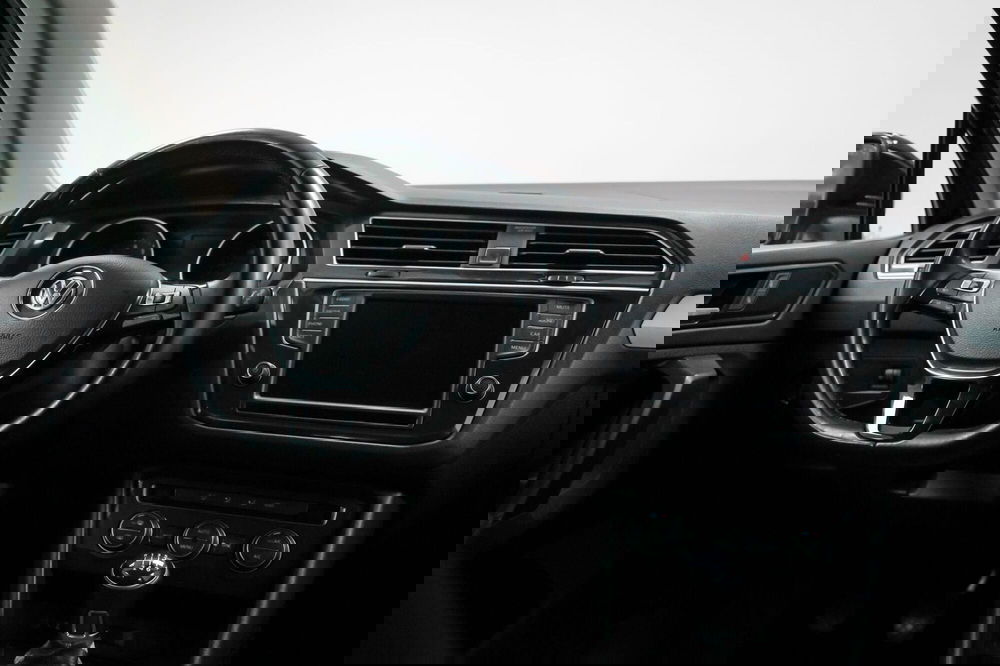 Volkswagen Tiguan usata a Varese (9)