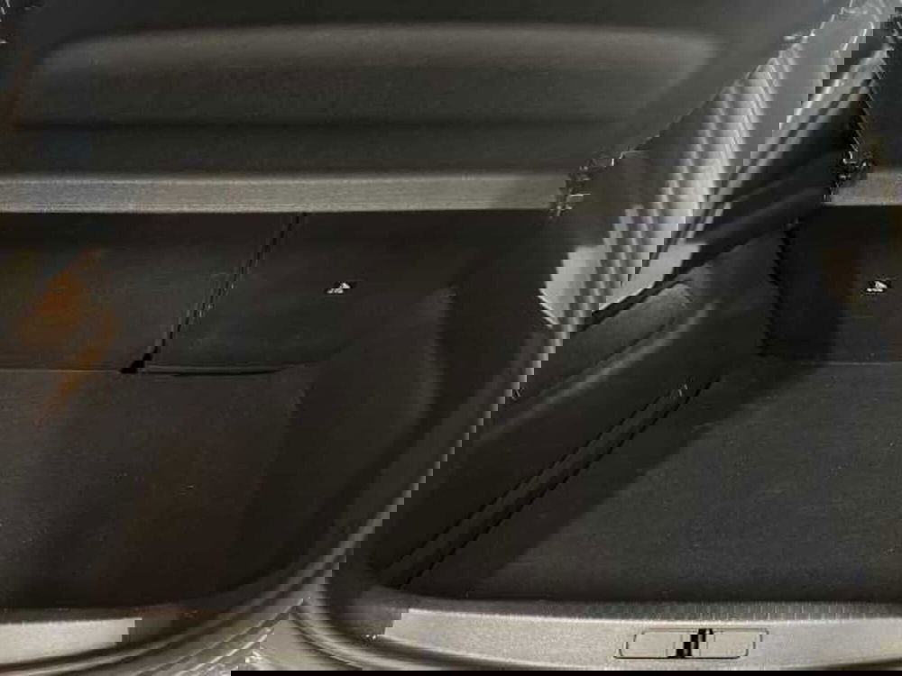 Peugeot 208 usata a Pistoia (8)