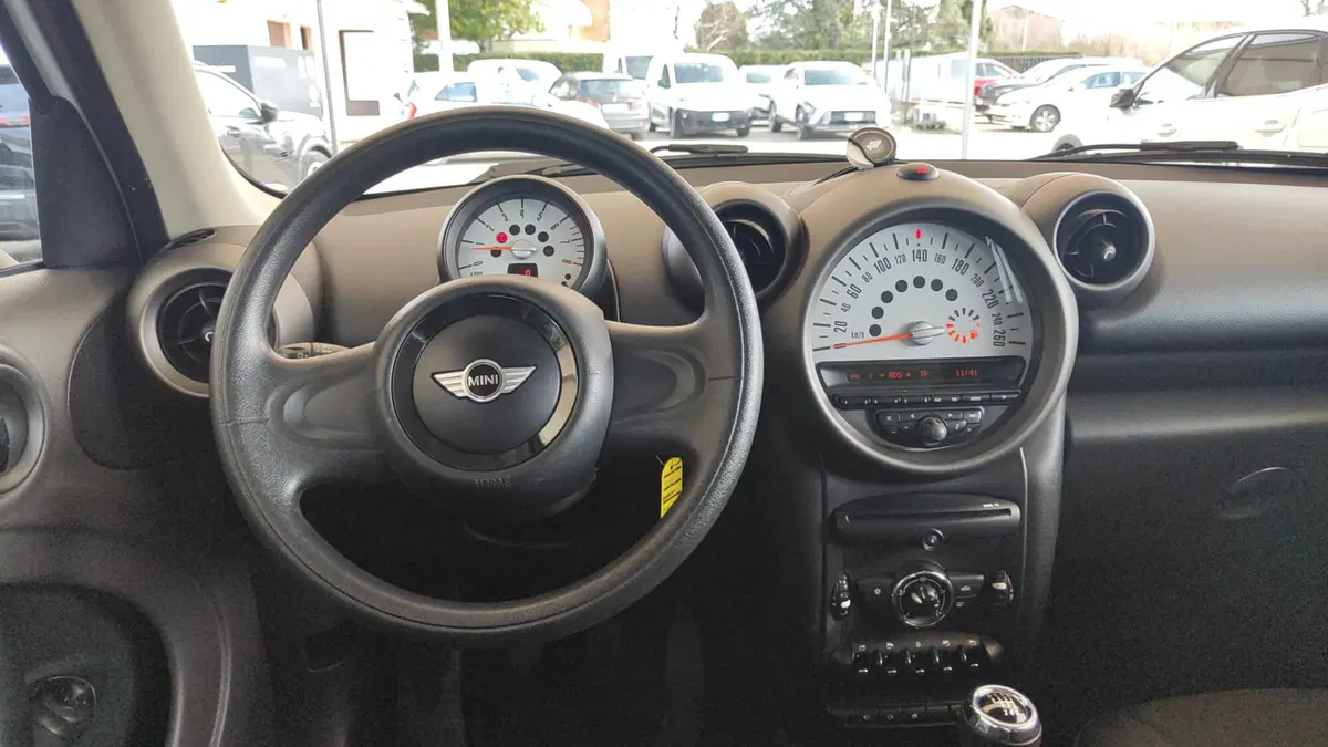 MINI Mini Countryman usata a Firenze (18)