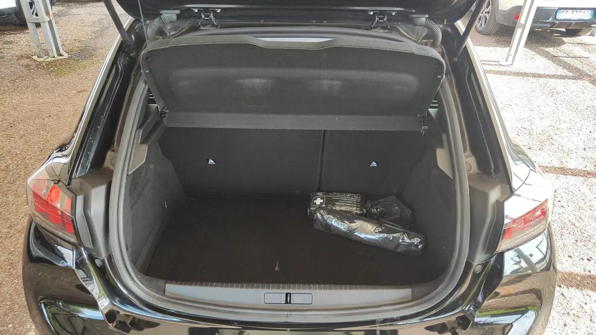 Peugeot 208 usata a Firenze (8)