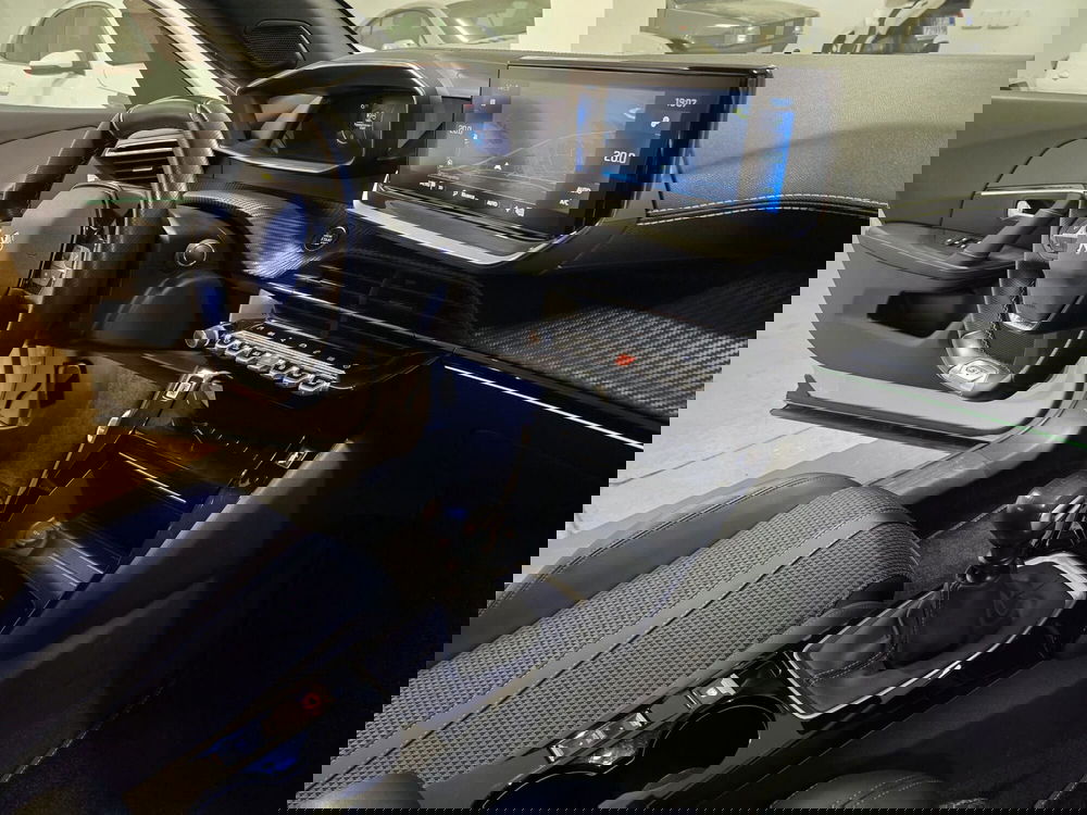 Peugeot 2008 usata a Rimini (10)