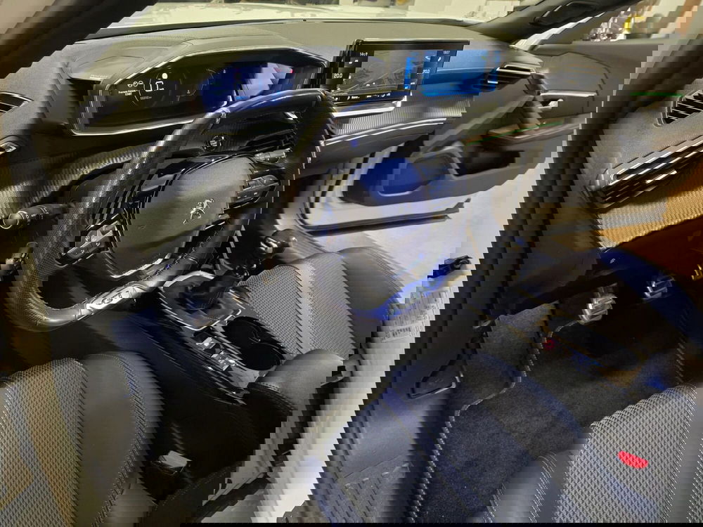 Peugeot 2008 usata a Rimini (9)