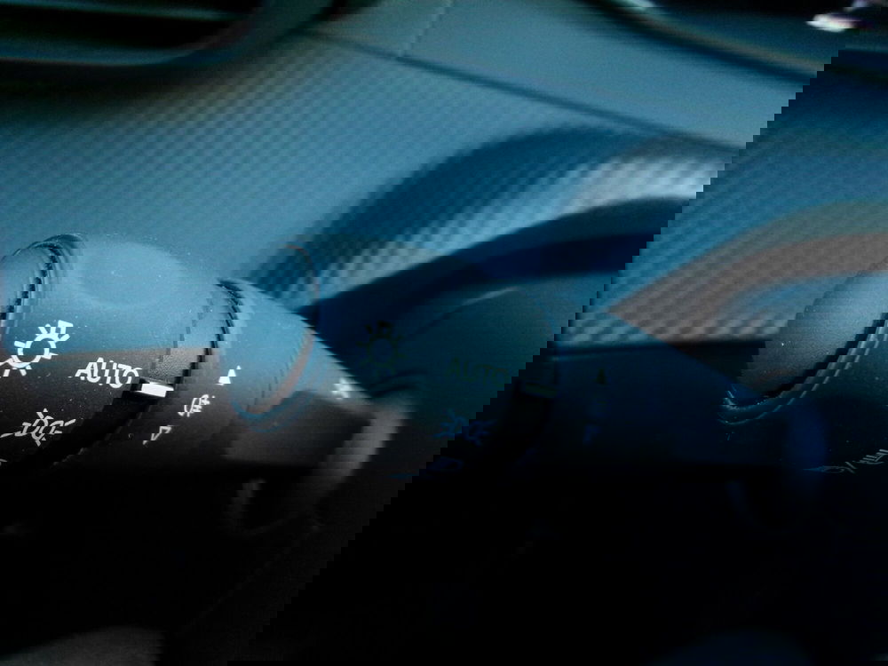 Peugeot 2008 usata a Venezia (16)