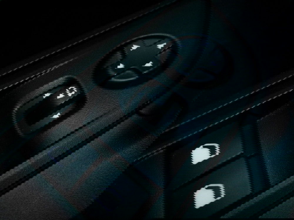 Peugeot 2008 usata a Venezia (18)