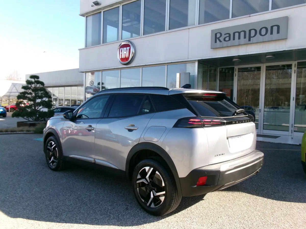 Peugeot 2008 usata a Venezia (5)