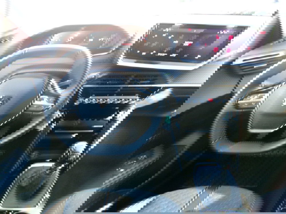 Peugeot 208 usata a Venezia (15)