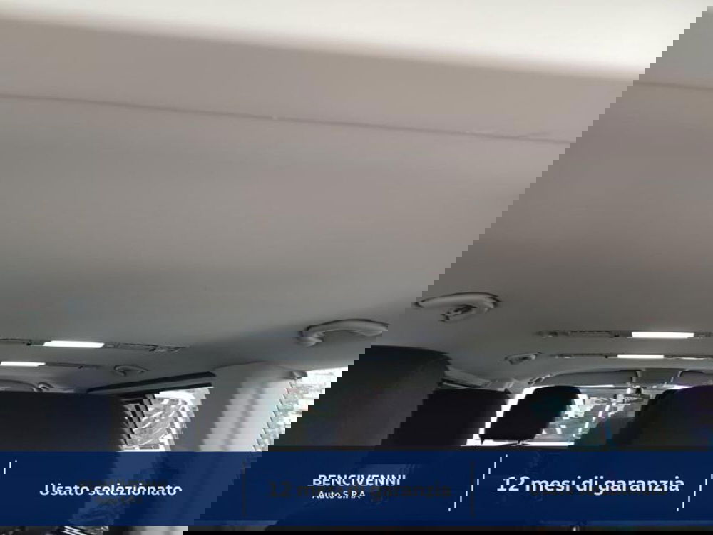 Volkswagen Veicoli Commerciali Caravelle usata a Catanzaro (20)