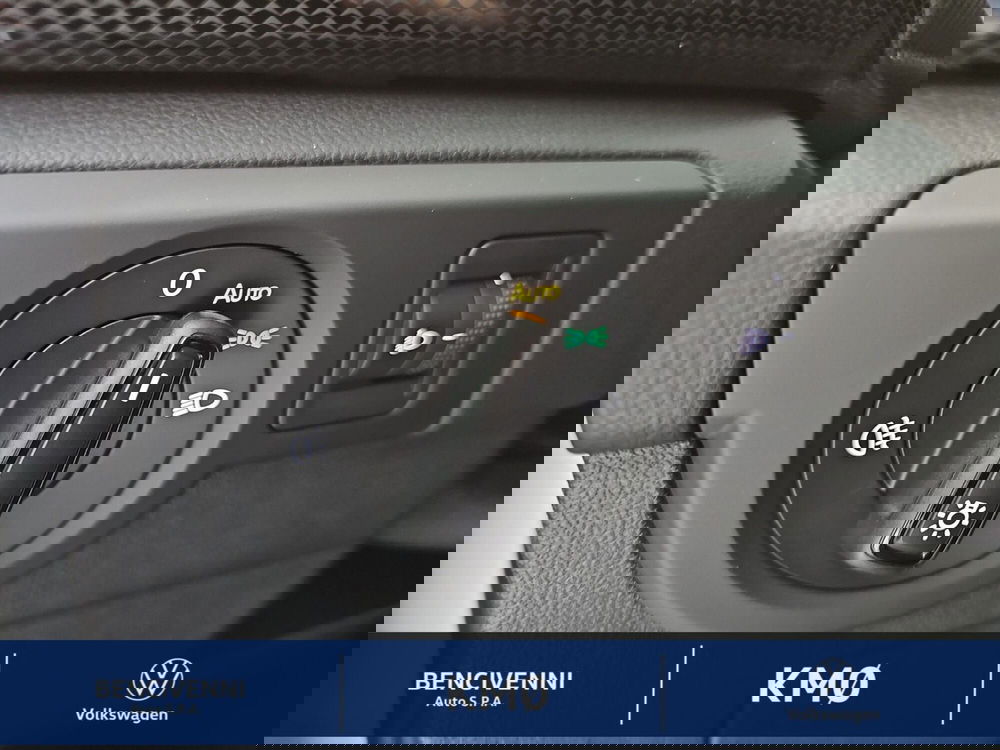 Volkswagen T-Cross nuova a Catanzaro (16)