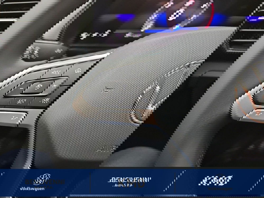 Volkswagen T-Cross nuova a Catanzaro (18)