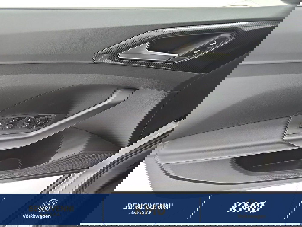 Volkswagen T-Cross nuova a Catanzaro (13)