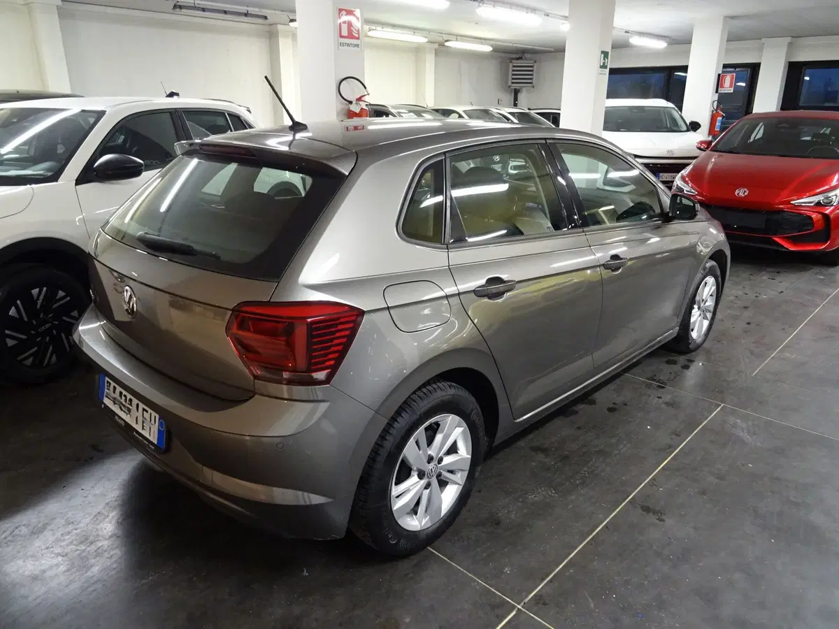 Volkswagen Polo usata a Lucca (4)