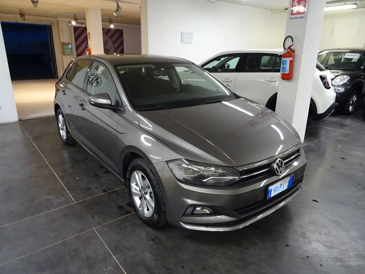 Volkswagen Polo usata a Lucca (6)
