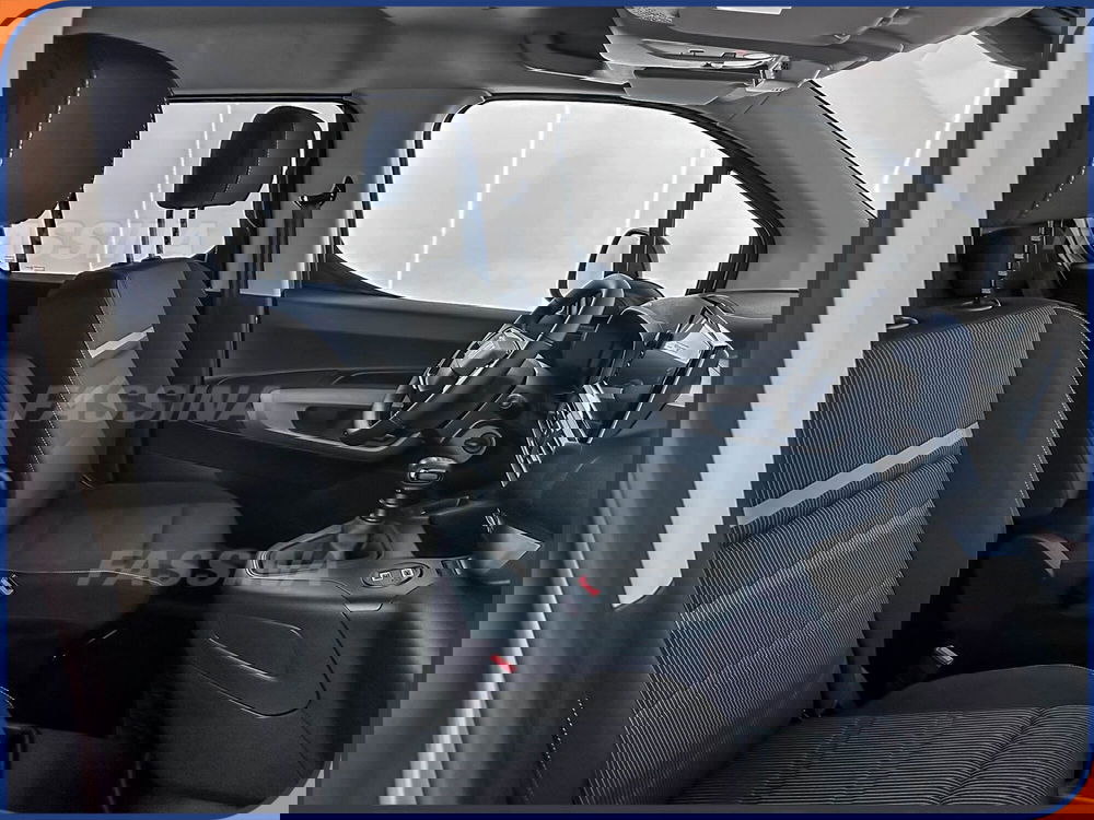 Fiat Doblò nuova a Milano (13)