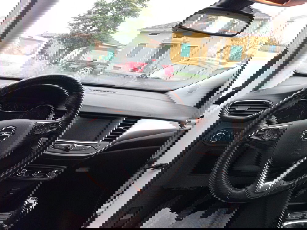 Opel Crossland X usata a Parma (10)