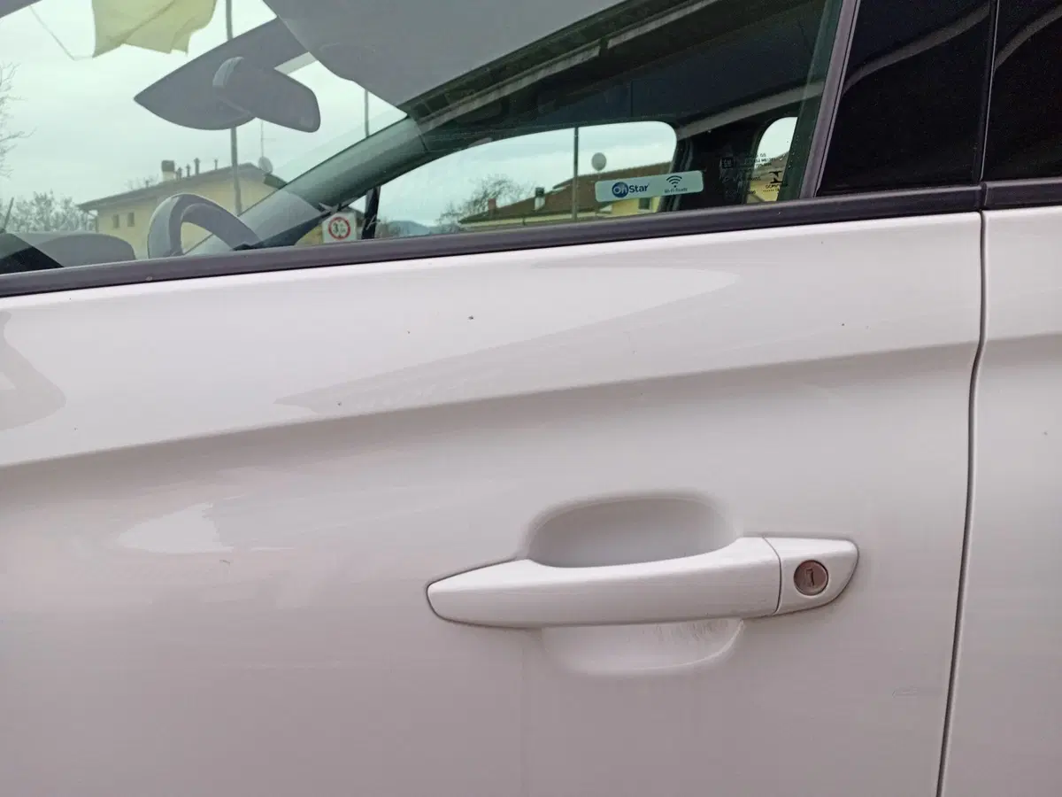 Opel Crossland X usata a Parma (18)