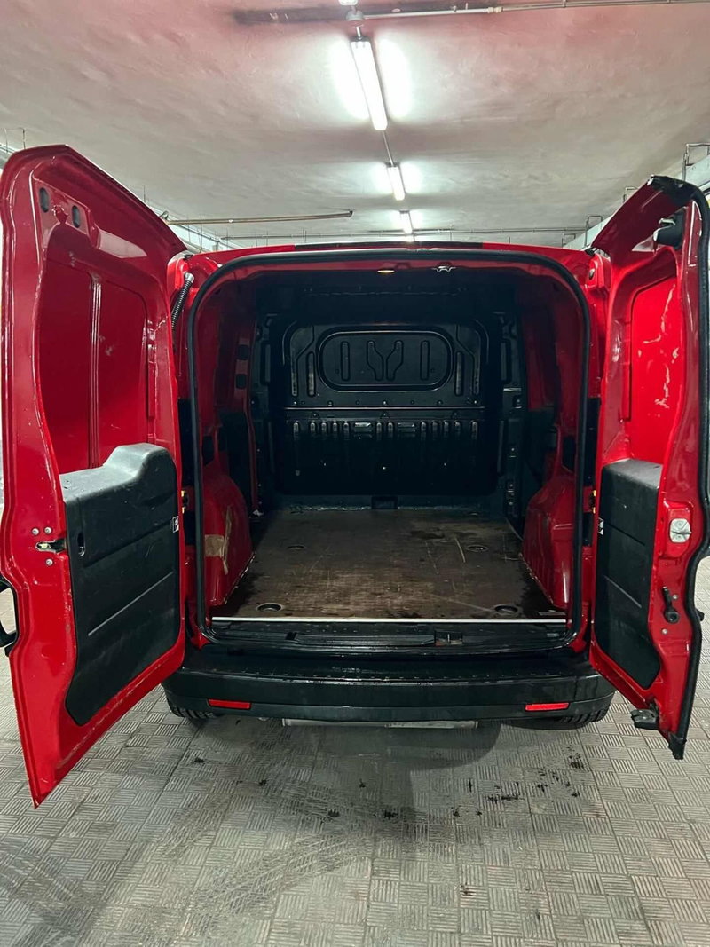 Opel Combo usata a Foggia (10)