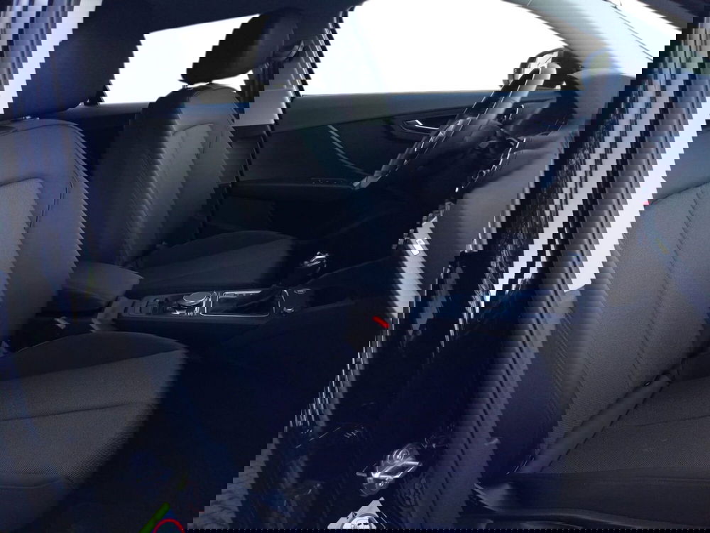 Audi Q2 usata a Bari (12)