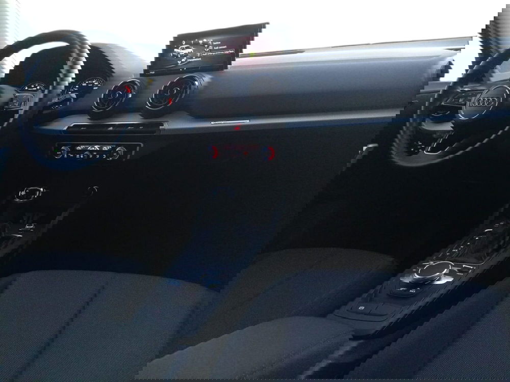 Audi Q2 usata a Bari (4)