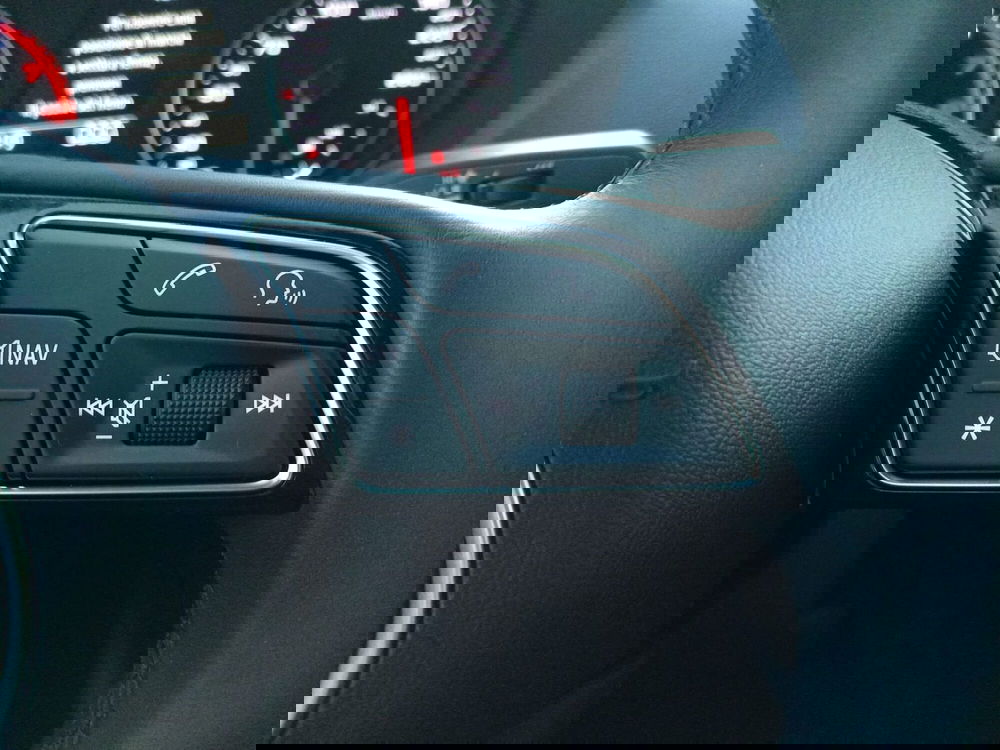 Audi Q2 usata a Bari (7)