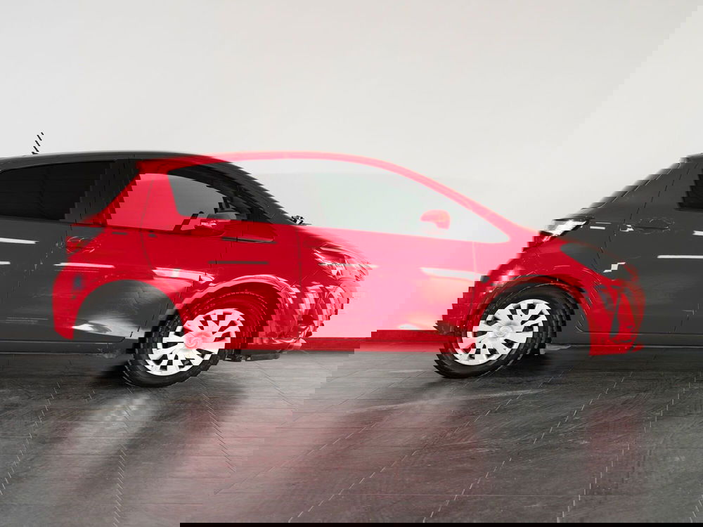 Toyota Yaris usata a Foggia (14)