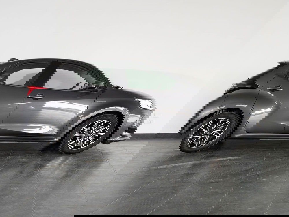 Toyota Yaris usata a Foggia (14)